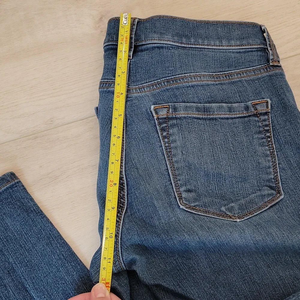 LOFT Modern Skinny Jeans‎ Size 26 Dark Wash